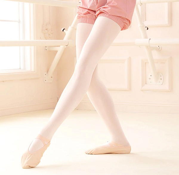 超美品★キッズ 肌色 ピンク バレエ タイツ L 140 130 120 楽天市場】バレエ タイツ 穴なし 股にマチ なめらか バレエタイツ