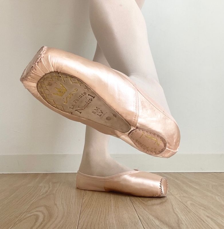 BEZY Pointe トゥシューズ M U-LV BEZY Pointe トゥシューズ M U-LV - メルカリ