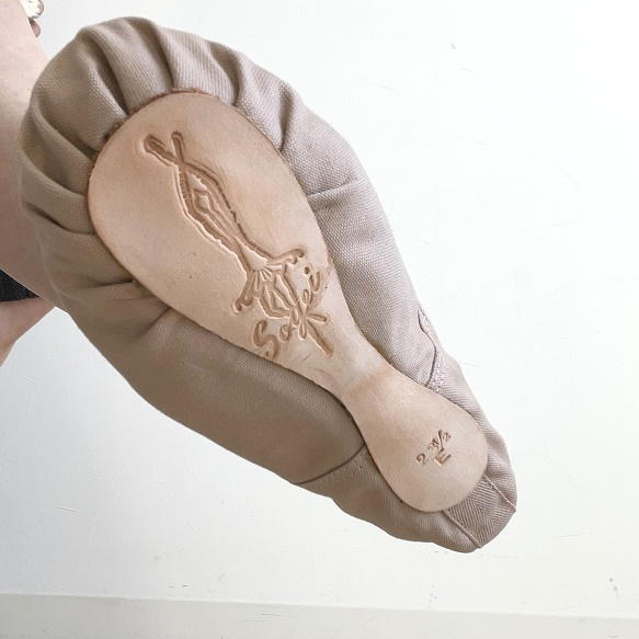 ビーチパピーさま専用♪ 綜芸トレーニングシューズ「Lesson1」新品未使用 shoes27001.jpg