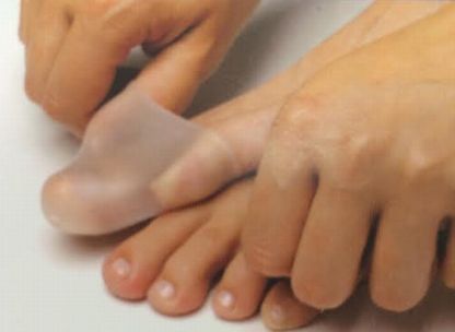 【Bunheads★バンヘッズ】バレエ、ダンスのケア用品。親指を守る半透明シリコン製パッド