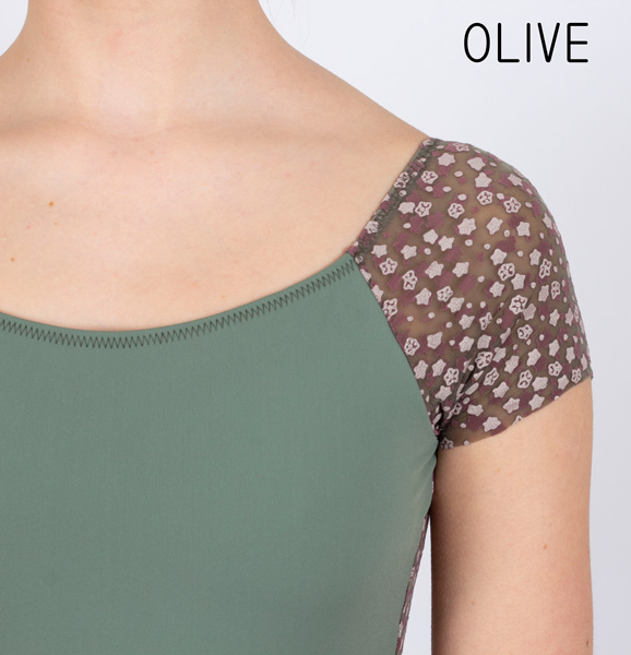 超お買い得❗️HIROKO ドレス ＆ボレロ size38 定価69000 超お買い得❗️HIROKO ドレス ＆ボレロ size38 定価69000