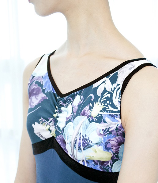 極美品♡LEONARD SPORT 透け感ある可愛い♡カットソー花柄38