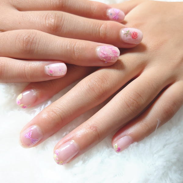 バレエ柄 ネイルシール ミニヨンオリジナル 2点ご購入ごとにエコバッグプレゼント 伊藤ナツキさんの可愛いイラスト 日本製